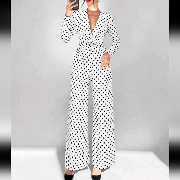 Women Deep V Neck Floral Decor Jumpsuit, Stylish Wide Leg Effect Long Romper - Picture 3 of 5